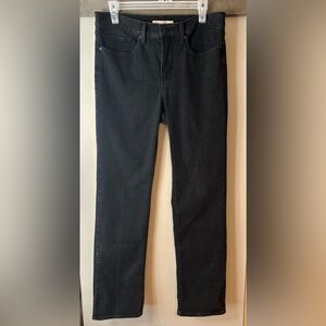 Levi’s straight leg shaping jeans